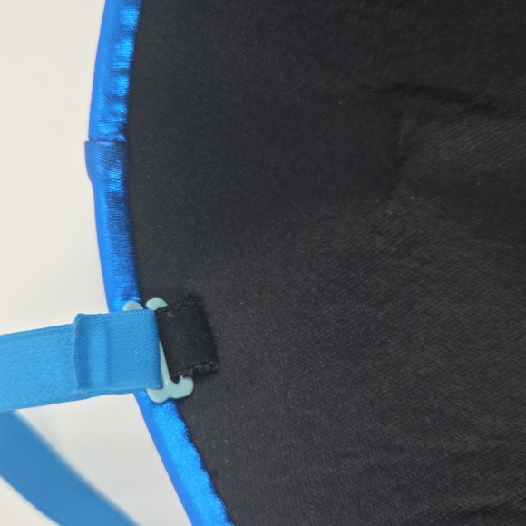 Steve Madden Shiny Blue Bra - Picture 5 of 5